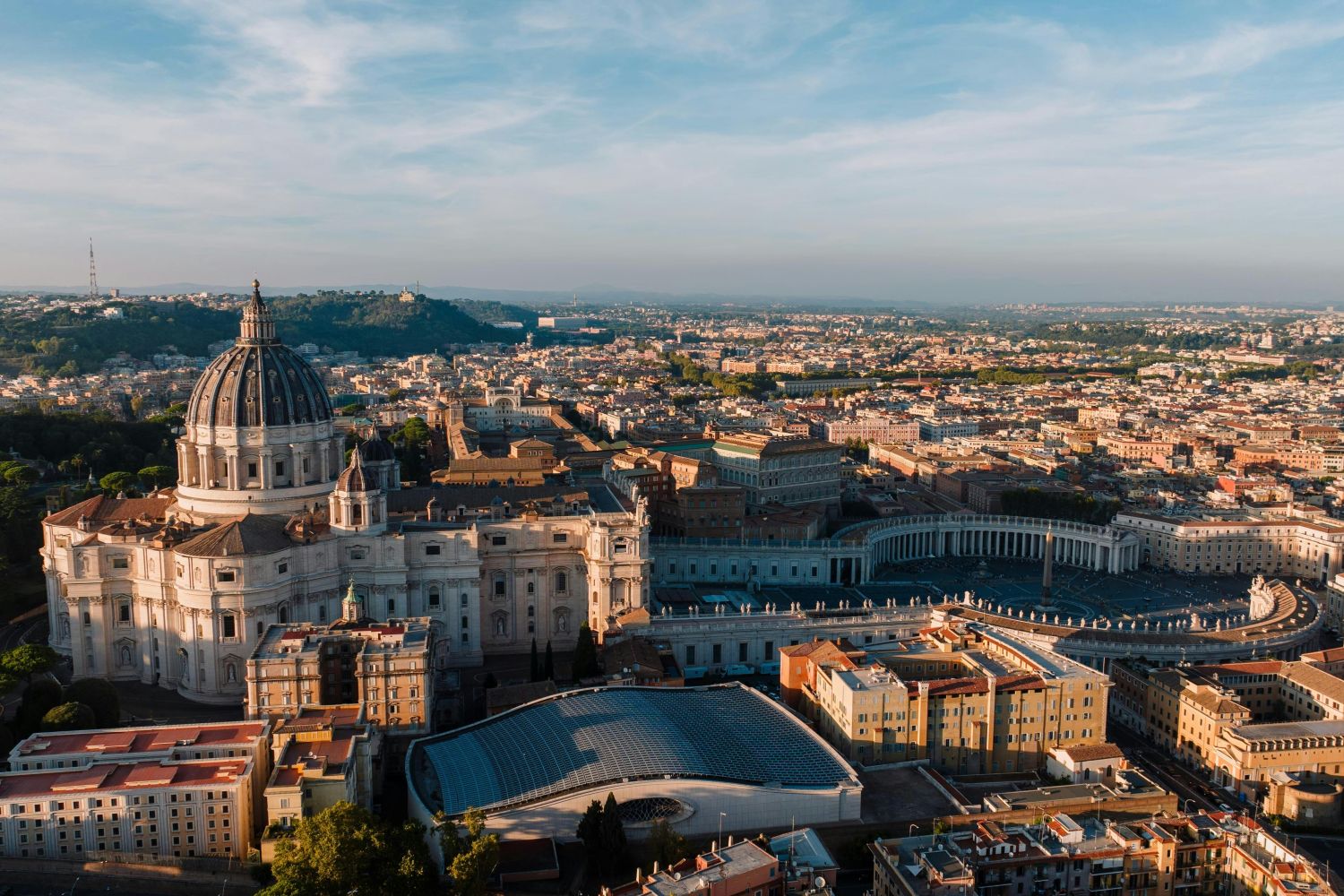 You are currently viewing Skip the Lines & Unveil Vatican Wonders: Your Ultimate Private Tour Guide