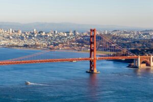 Read more about the article San Francisco Helicopter Tour: Golden Gate, Alcatraz, and SF – A Breathtaking Aerial Adventure