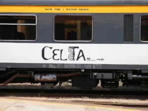 Read more about the article Is The Train From Porto to Vigo Reliable? A 2026 Logistics Breakdown