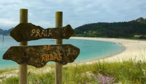 Read more about the article Visiting the Cíes Islands: Why you need to book the ferry months ahead